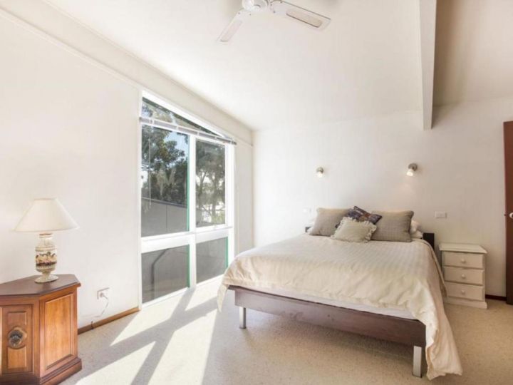 Surfers Ave 17 Guest house, Narrawallee - imaginea 6