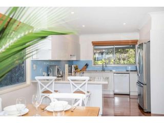 Surfers Beach House Guest house, Narrawallee - 4
