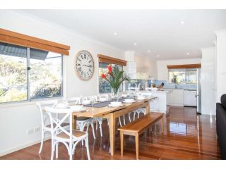 Surfers Beach House Guest house, Narrawallee - 3