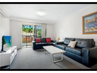 Surfers Paradise Holiday Apartment with Pool Apartment, Gold Coast - 4