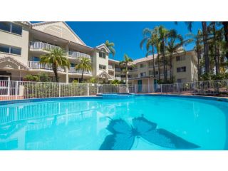 Surfers Tradewinds Hotel, Gold Coast - 2