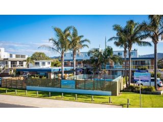 Surfside Merimbula Holiday Apartments Aparthotel, Merimbula - 1