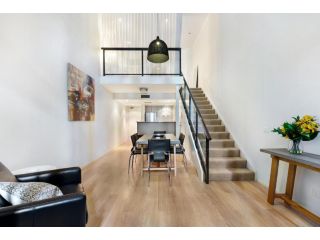 Surry Hills Modern One Bedroom Apartment -GOUL Apartment, Sydney - 2