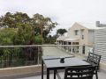Swan Lake Retreat Apartment, Berrara - thumb 15