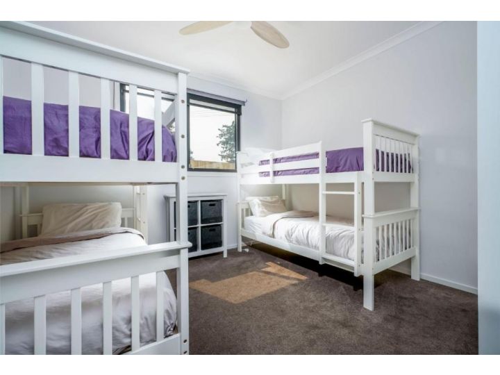 SWEEPING VIEWS Wifi Pet Friendly outside only Guest house, Australia - imaginea 16