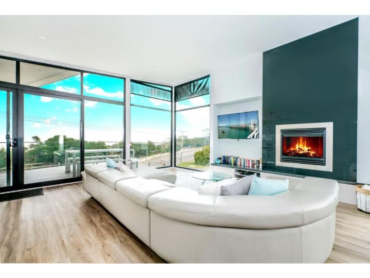 SWEEPING VIEWS Wifi Pet Friendly outside only Guest house, Australia - imaginea 3