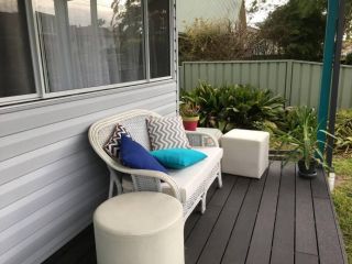Coastal Vibes - Walk to beach, Marina, Cafes and Pubs Guest house, Shellharbour - 4