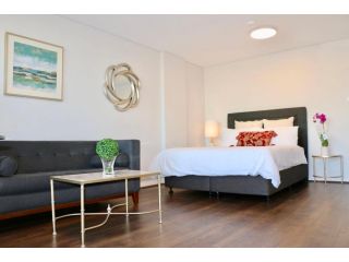 MLB48-Sydney Harbour Stunning view studio with free parking Apartment, Sydney - 3