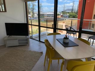 T4 Tasman Towers Apt 4 - central Port Macquarie Apartment, Port Macquarie - 4