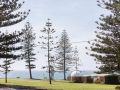 Taranaki Beach House Apartment, Port Macquarie - thumb 1