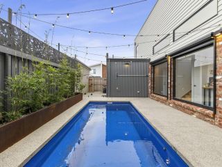 Tassell Premium Beach House And Pool 5 Guest house, Torquay - 2