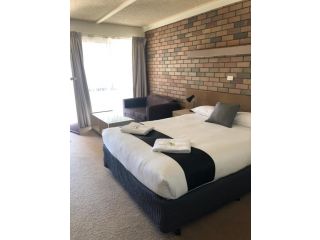 Tatura Country Motel Hotel, Victoria - 5