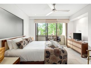Temple 312 Newly Refurbished Spacious Studio Resort Spa Apartment - UNDER NEW MANAGEMENT Apartment, Palm Cove - 1