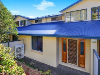 Family Beach Retreat in Lovely Terrigal Home Guest house, Terrigal - 3