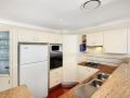 Family Beach Retreat in Lovely Terrigal Home Guest house, Terrigal - thumb 1