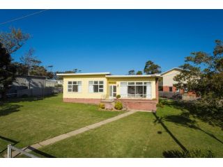 The 50's Beach House Guest house, Merimbula - 1