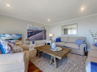 The Anchorage, Unit 12/9 Laman Street Apartment, Nelson Bay - 4