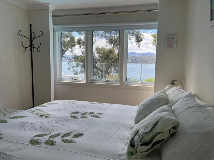 The Anchorage Waterfront Retreat Apartment, Tasmania - imaginea 15