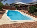 Beach front 4 x2 Home with pool Guest house, Geraldton - thumb 1