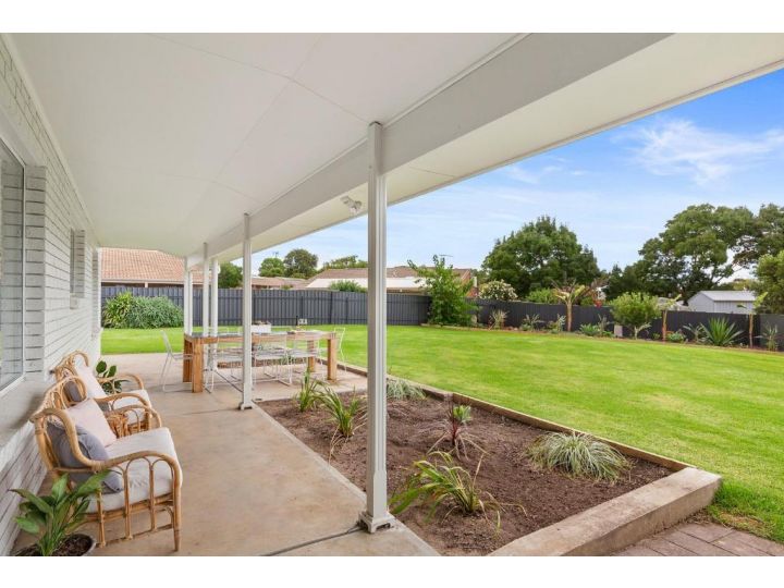 The Arches ~ Style, location and spacious living! Guest house, McLaren Vale - imaginea 15