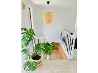 Modern 2 storey house, 2min walk to Beach, Nature walks & Games room Guest house, Lemon Tree Passage - 5