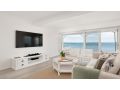 The Beach Shack on Wanda - Brand New Beachfront Luxury Guest house, Salamander Bay - thumb 2