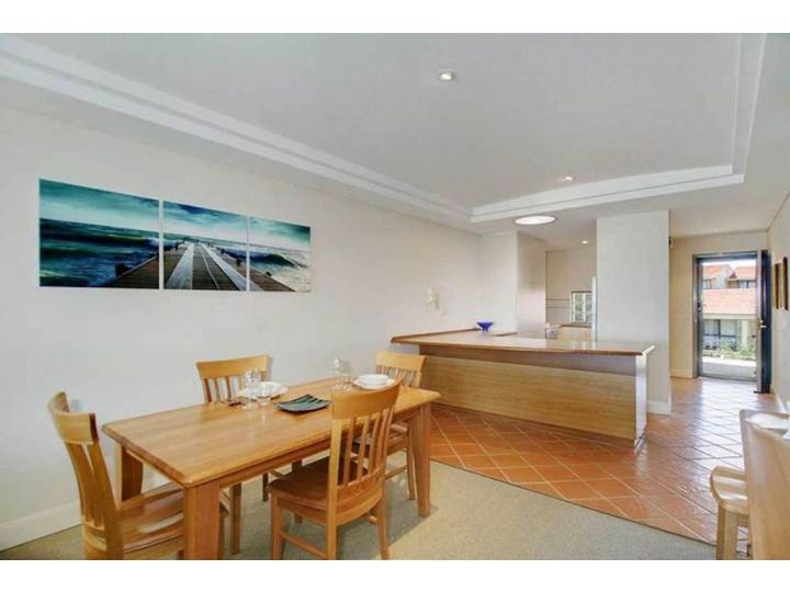 Sea Breeze Luxury Holiday Apartment Apartment, Perth - imaginea 10