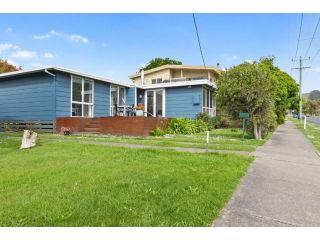 The Blue House Guest house, Apollo Bay - 1