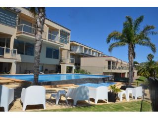 The Bluff Resort Apartments Hotel, Victor Harbor - 2