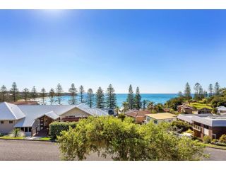 The Boat House Guest house, Hallidays Point - 1