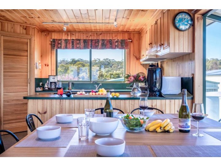 The Boathouse - Freycinet Holiday Houses Guest house, Coles Bay - imaginea 17