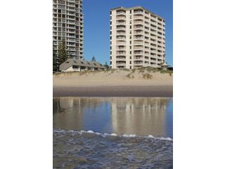 The Breakers Aparthotel, Gold Coast - 3