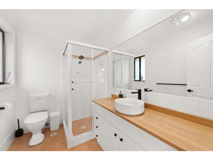 The Breakwater 3A Guest house, Corlette - imaginea 11