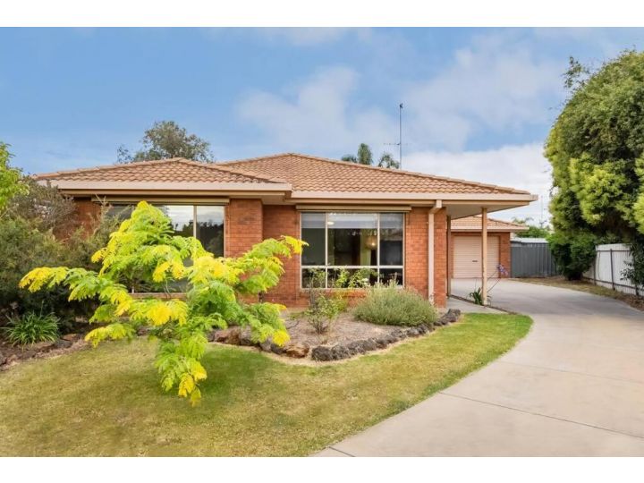 The Clydesdale - Spacious 4 bedroom Home Guest house, Echuca - imaginea 12