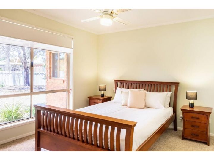 The Clydesdale - Spacious 4 bedroom Home Guest house, Echuca - imaginea 5