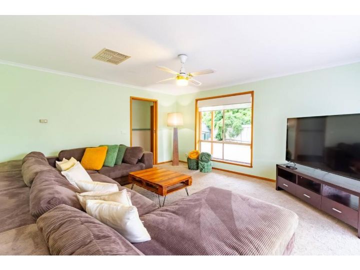 The Clydesdale - Spacious 4 bedroom Home Guest house, Echuca - imaginea 2