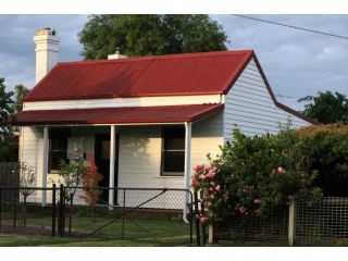 The Cottage Guest house, Bairnsdale - 4