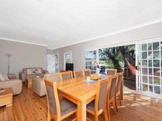 'The Croft' 11 Boulder Bay Rd - Cosy Beach House with Aircon & only 270m to the Beach Guest house, Fingal Bay - 3