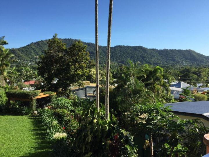 The Cyclone Shelter Apartment, Cairns - imaginea 4