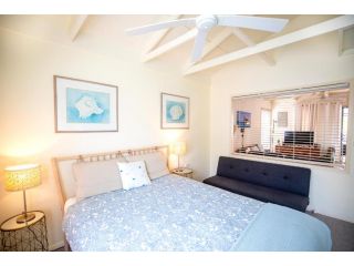 THE DUNES + 100M TO BEACH + POOL + EXCEPTIONAL LOCATION Apartment, Point Lookout - 3