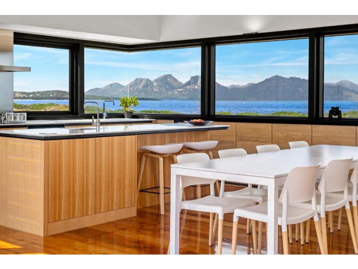 Elements - Freycinet Holiday Houses Guest house, Tasmania - imaginea 1