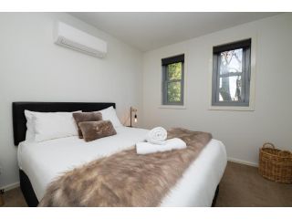 The Endsleigh -1 Bedroom Villa, Free Wifi, Near CBD Apartment, Orange - 1