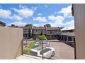 THE ESPLANADE 4 - FREE WIFI & FOXTEL INCLUDED Apartment, Inverloch - thumb 1