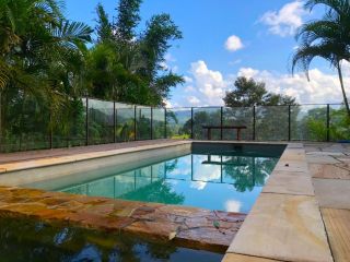 THE GOLDEN RETREAT POOL HOUSE Guest house, Uki - 4