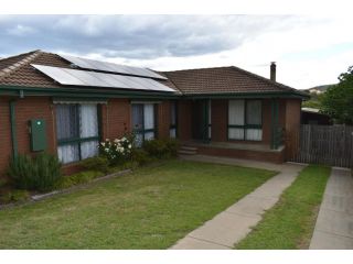 The Golf Getaway Guest house, Myrtleford - 1