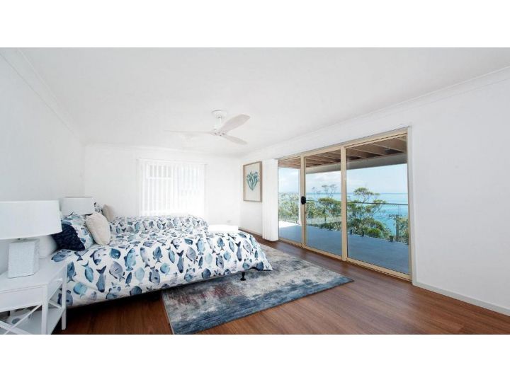 The Family Entertainer - with sweeping water views Guest house, Salamander Bay - imaginea 20