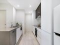 THE HAMILTON (I715)-L&#x27;Abode Accommodation Apartment, Brisbane - thumb 5