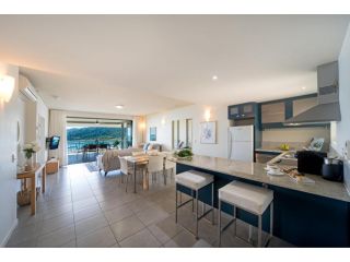 The Hamptons on Airlie Apartment, Airlie Beach - 1