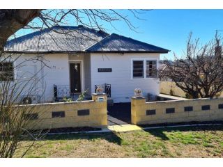 The Hermitage Guest house, Cooma - 2