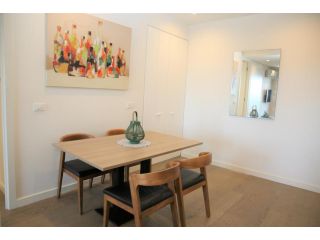 The ICON Building; 7th Floor 2bd 2bath Apartment Apartment, Melbourne - 2